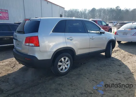 2013 Kia Sorento Lx z USA, uszkodzony, nr VIN 5XYKT3A17DG325415